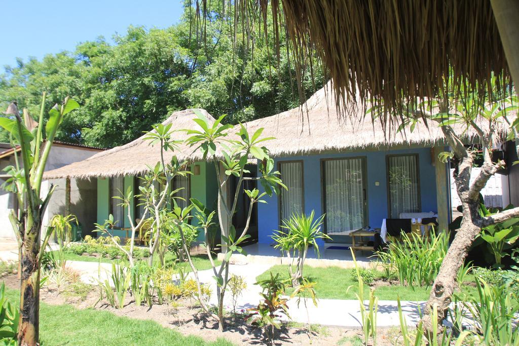 Maha Putri Bungalows Gili Trawangan Rum bild
