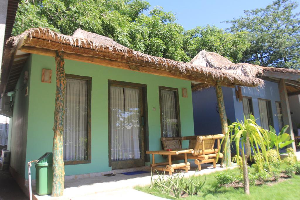 Maha Putri Bungalows Gili Trawangan Rum bild