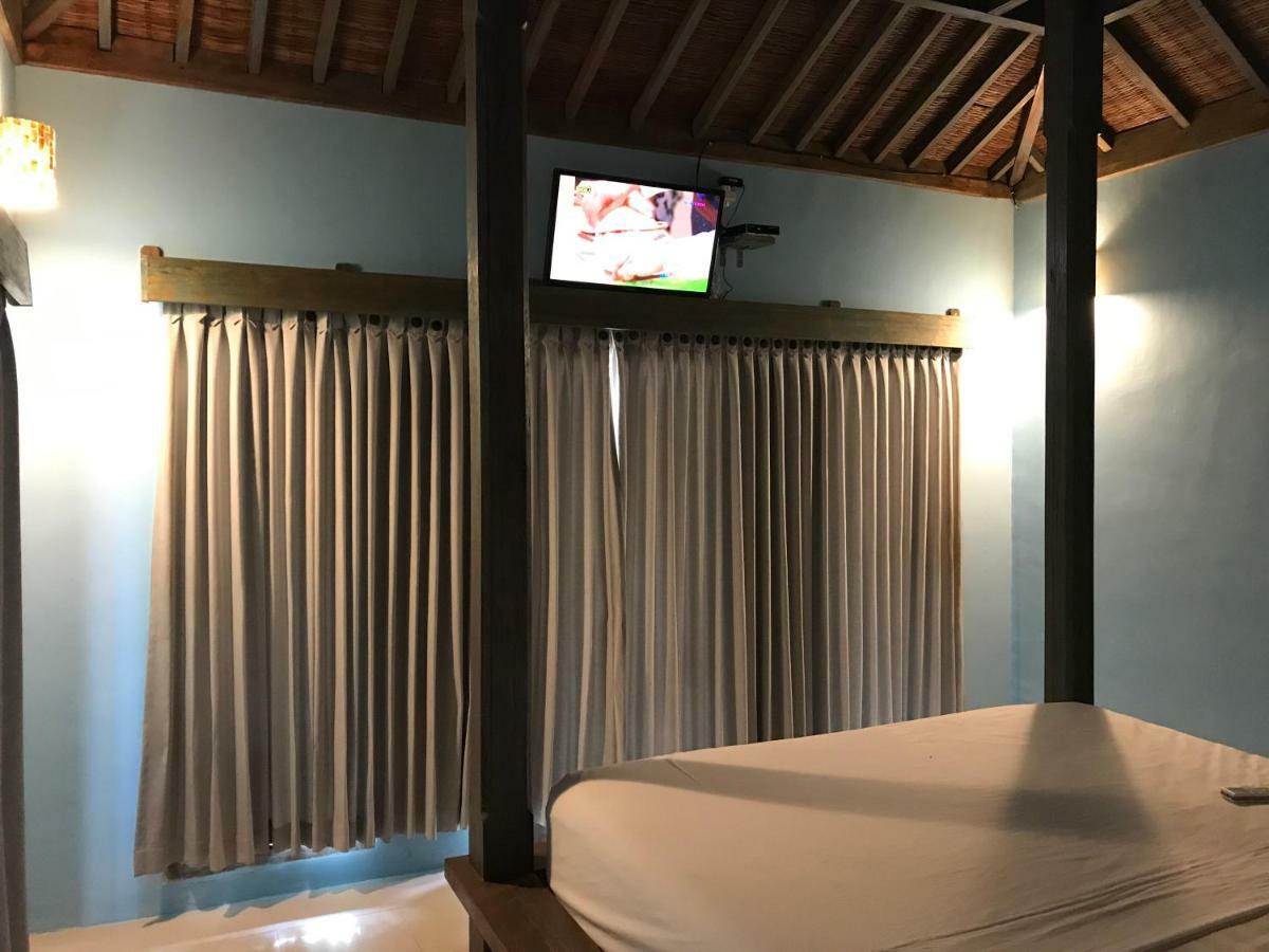 Maha Putri Bungalows Gili Trawangan Exteriör bild